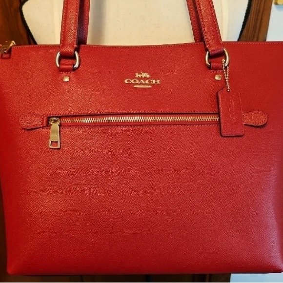 Coach “Gallery” Red Tote Bag - Picture 7 of 8
